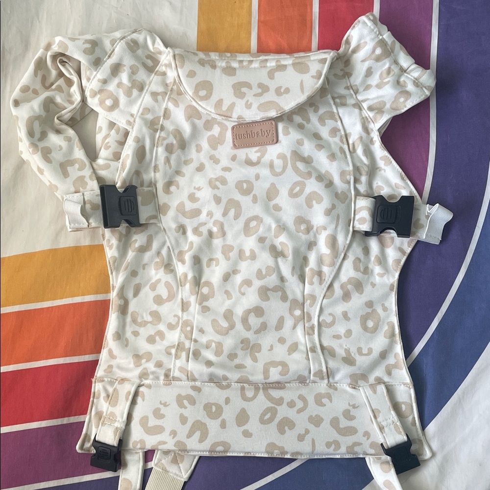 Tushbaby Snug Attachment